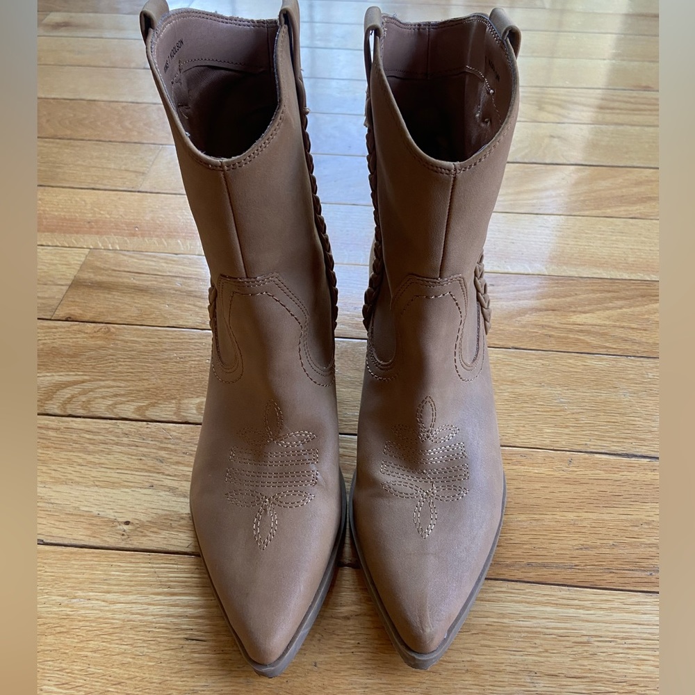 Women’s dolce vita booties